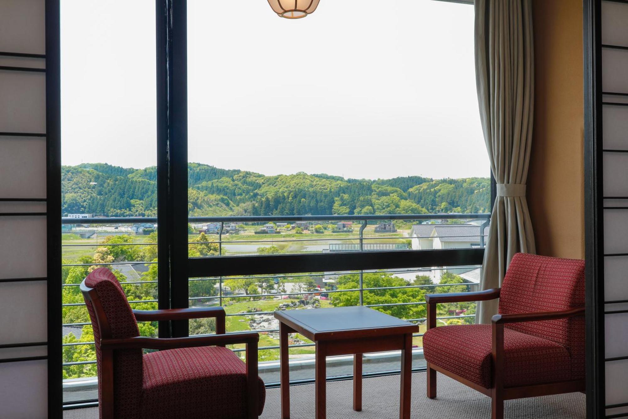 Hotel Yamashiro Onsen Miyabi No Yado Kaga Hyakumangoku Extérieur photo
