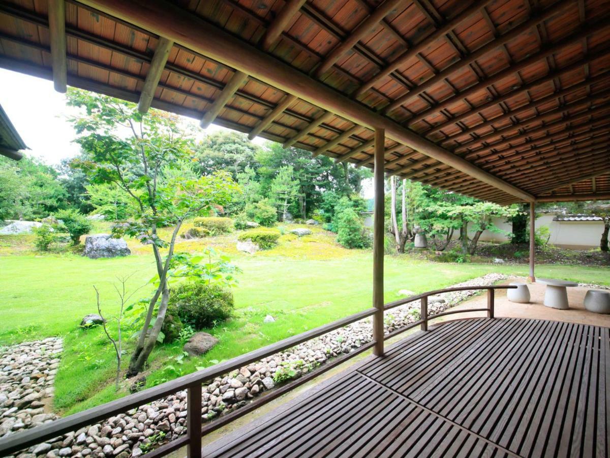 Hotel Yamashiro Onsen Miyabi No Yado Kaga Hyakumangoku Extérieur photo