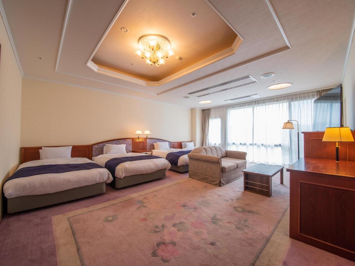 Hotel Yamashiro Onsen Miyabi No Yado Kaga Hyakumangoku Extérieur photo